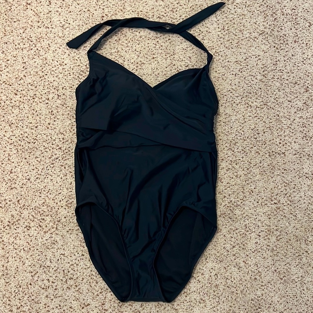 Size XL Time and Tru Swimsuit